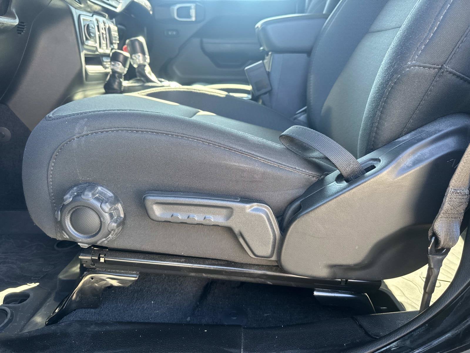 2023 Jeep Wrangler 4-Door High Tide 4x4