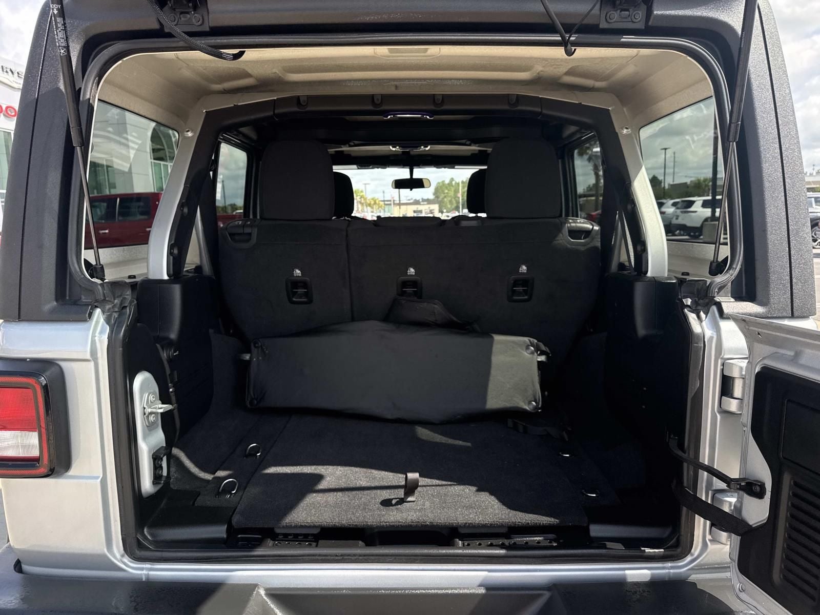 2023 Jeep Wrangler 4-Door Sport S 4x4