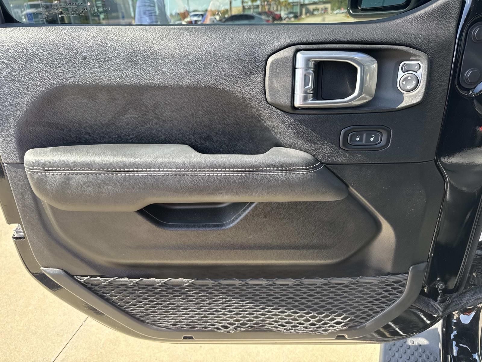 2022 Jeep Wrangler Unlimited Sahara 4x4