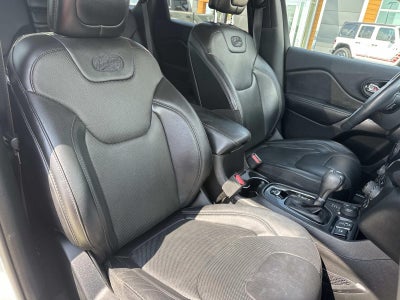 2019 Jeep Cherokee Overland 4x4