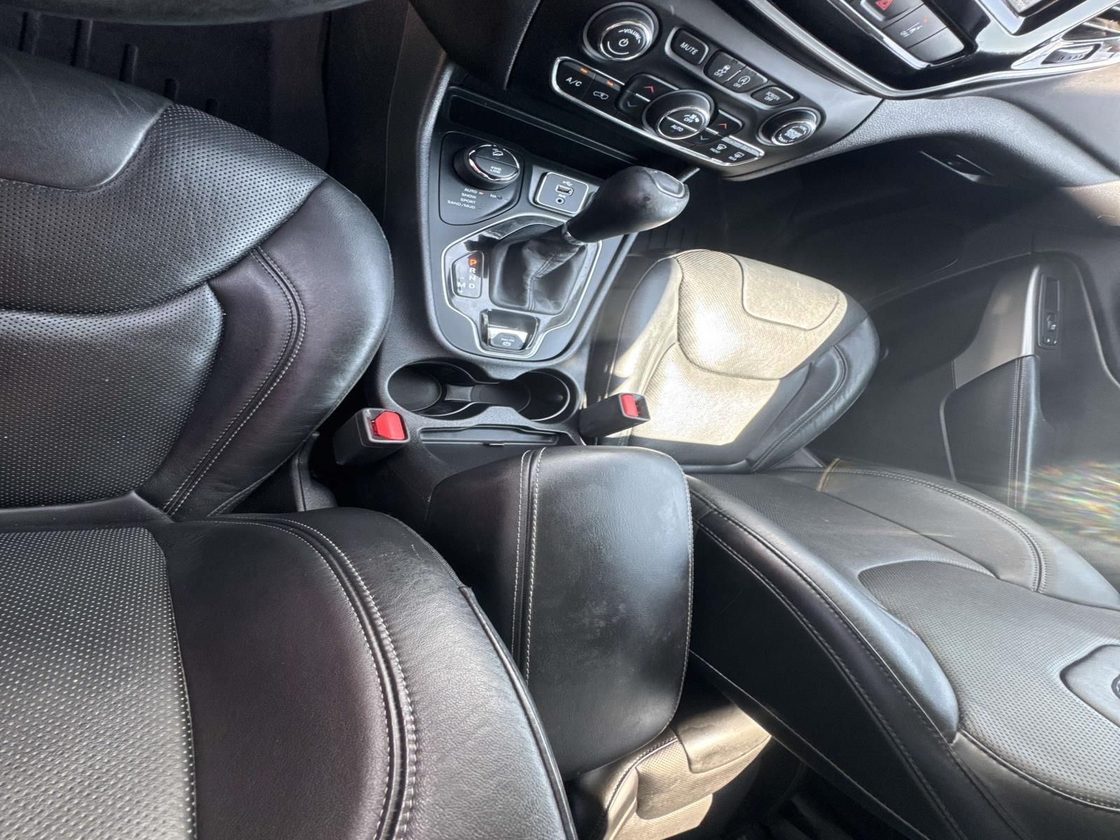 2019 Jeep Cherokee Overland 4x4