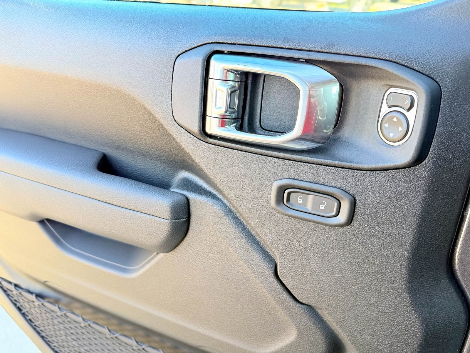 2026 Jeep Wrangler WRANGLER 2-DOOR RUBICON