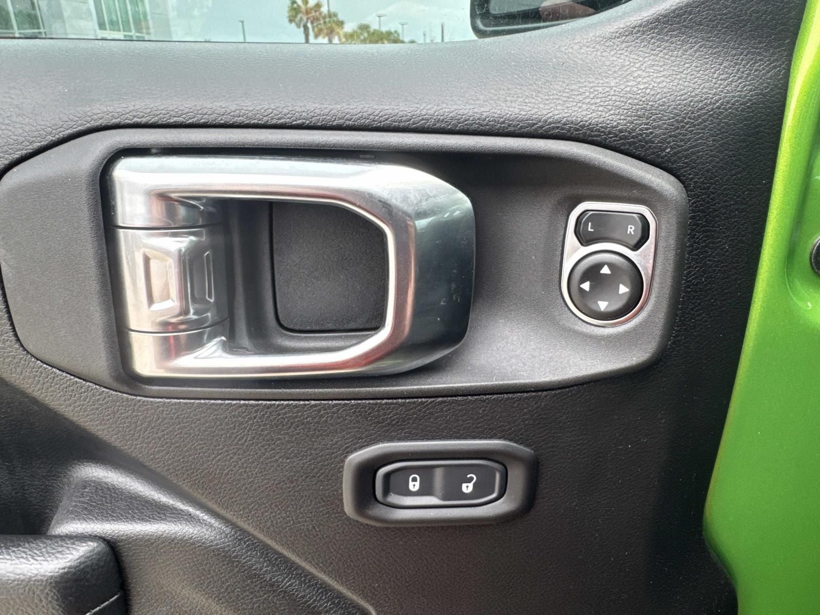 2025 Jeep Wrangler 4-Door Willys 4x4