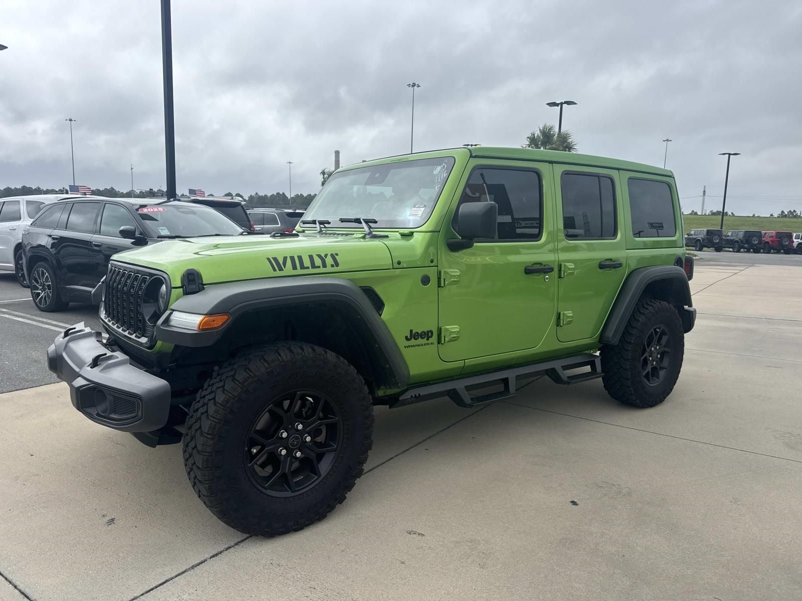 2025 Jeep Wrangler 4-Door Willys 4x4