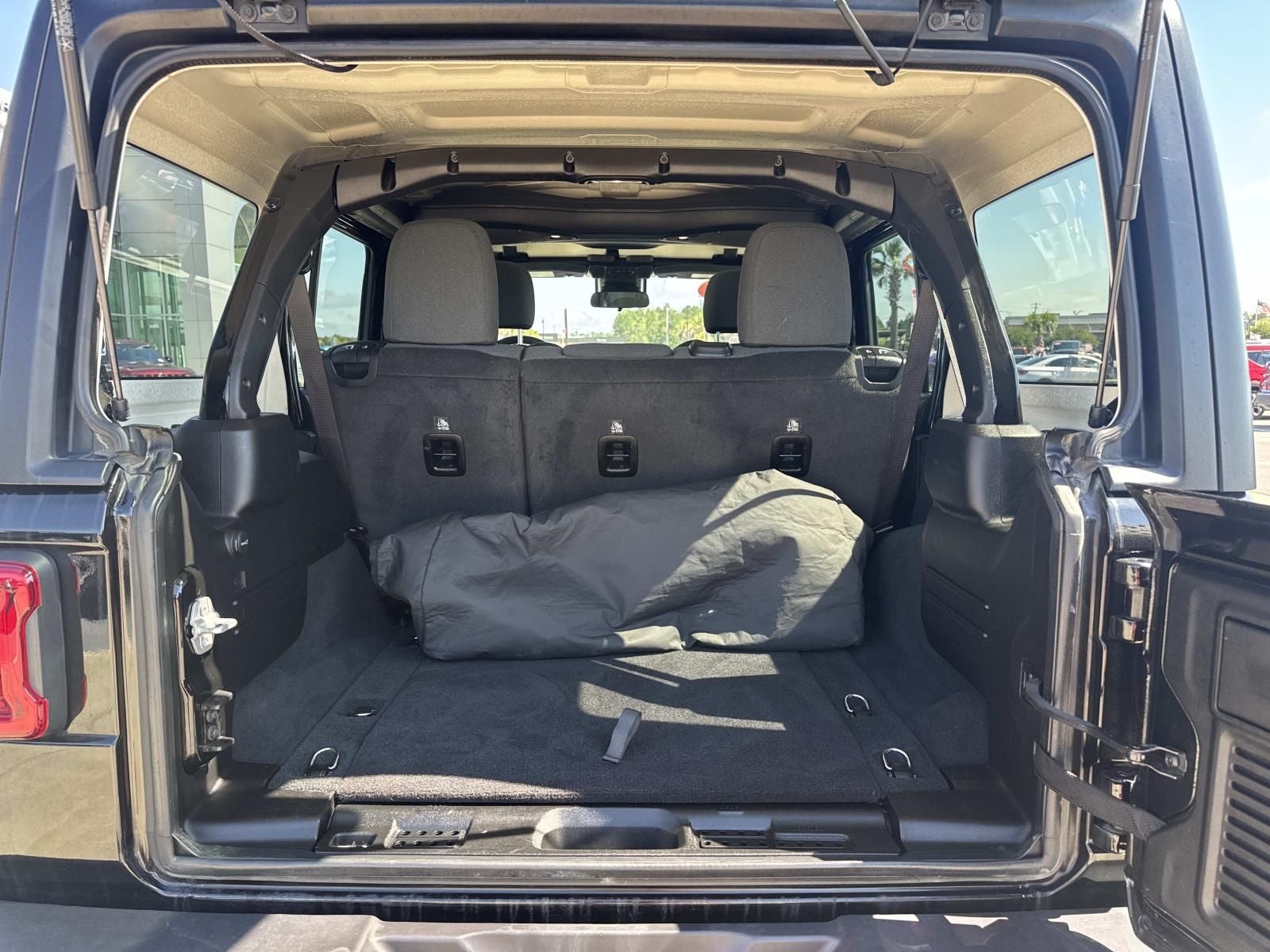 2024 Jeep Wrangler 4-Door Rubicon 4x4