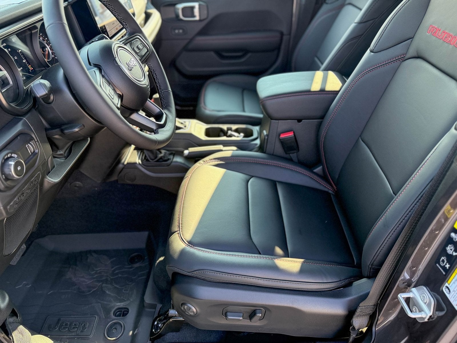 2025 Jeep Wrangler WRANGLER 4-DOOR RUBICON