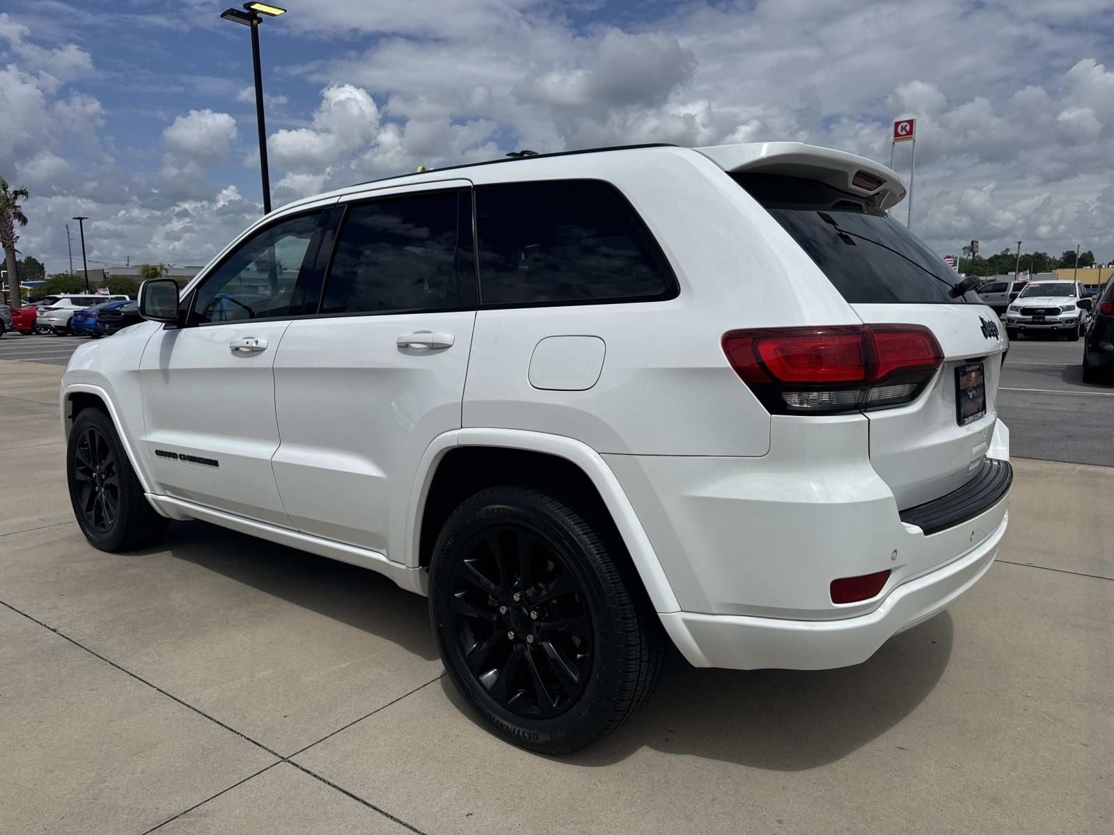 2017 Jeep Grand Cherokee Altitude 4x2