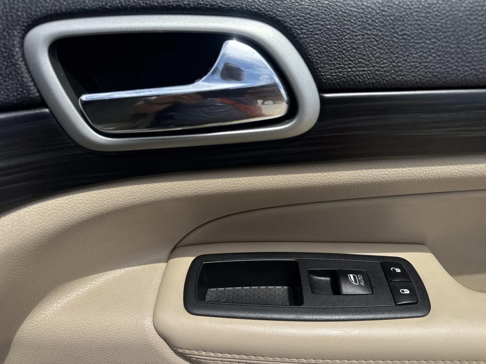 2020 Jeep Grand Cherokee Laredo E 4x2