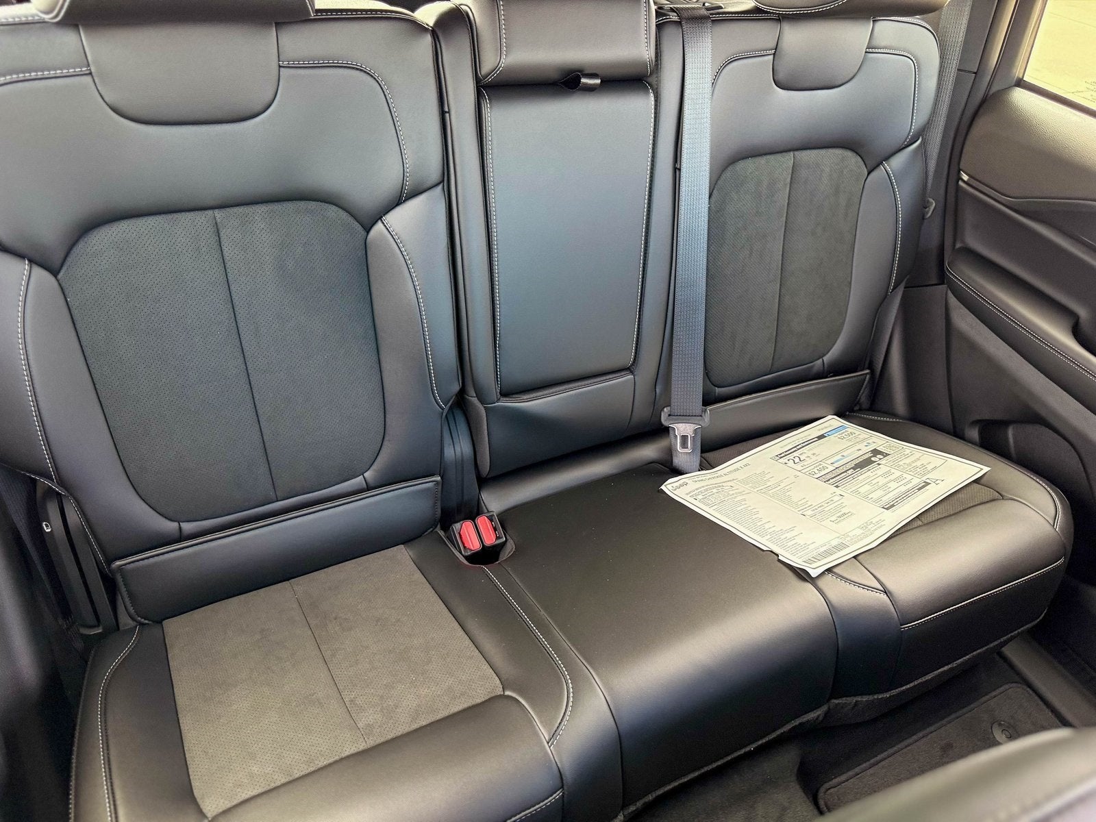 2025 Jeep Grand Cherokee GRAND CHEROKEE ALTITUDE X 4X2