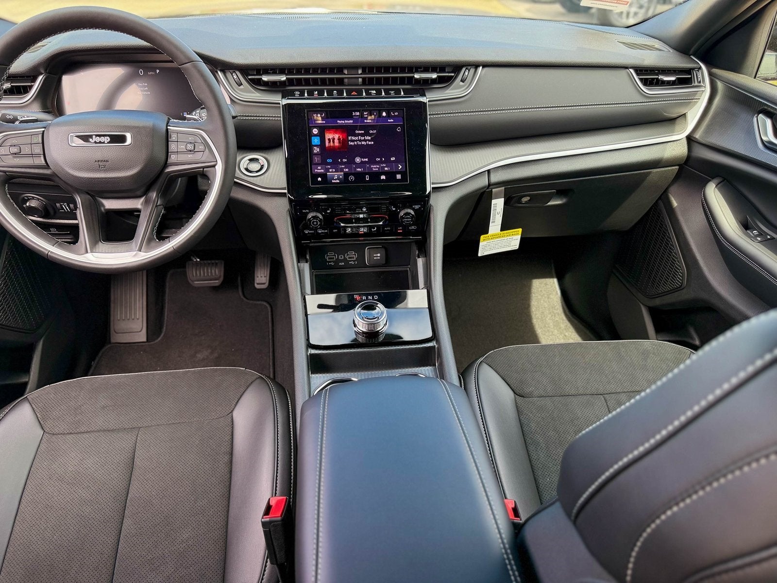 2025 Jeep Grand Cherokee GRAND CHEROKEE ALTITUDE X 4X2