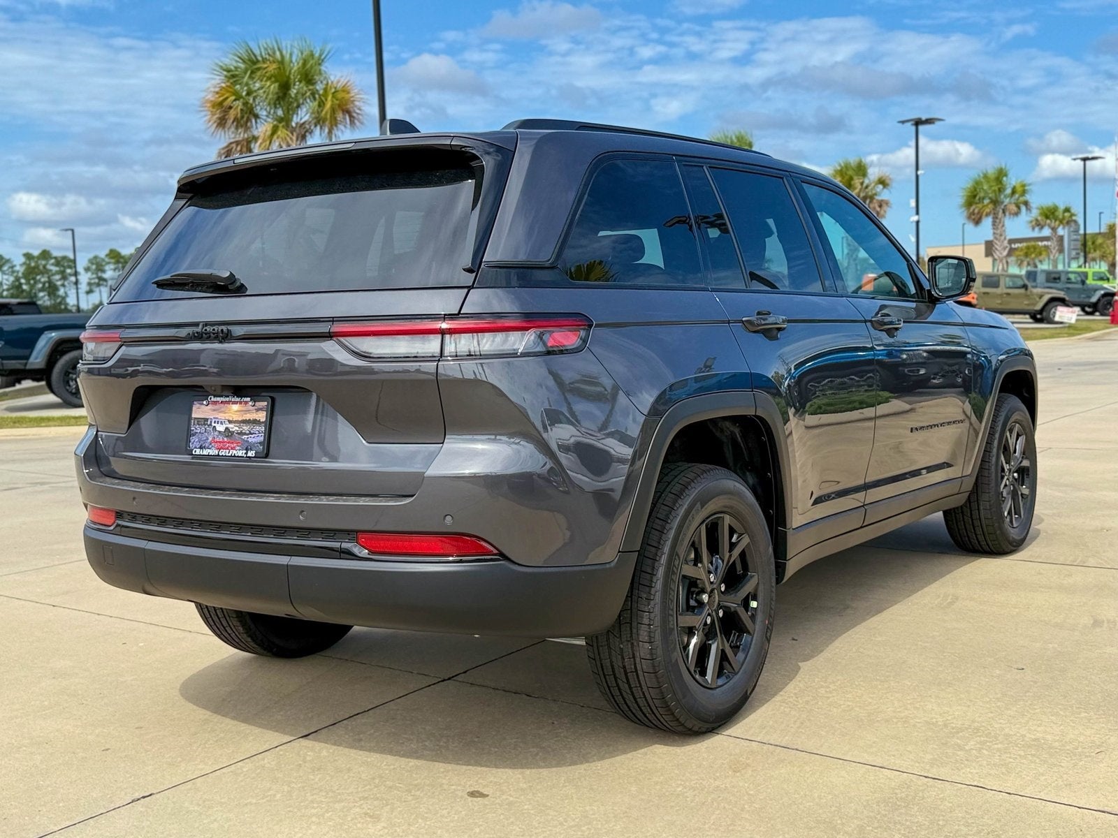 2025 Jeep Grand Cherokee GRAND CHEROKEE ALTITUDE X 4X2