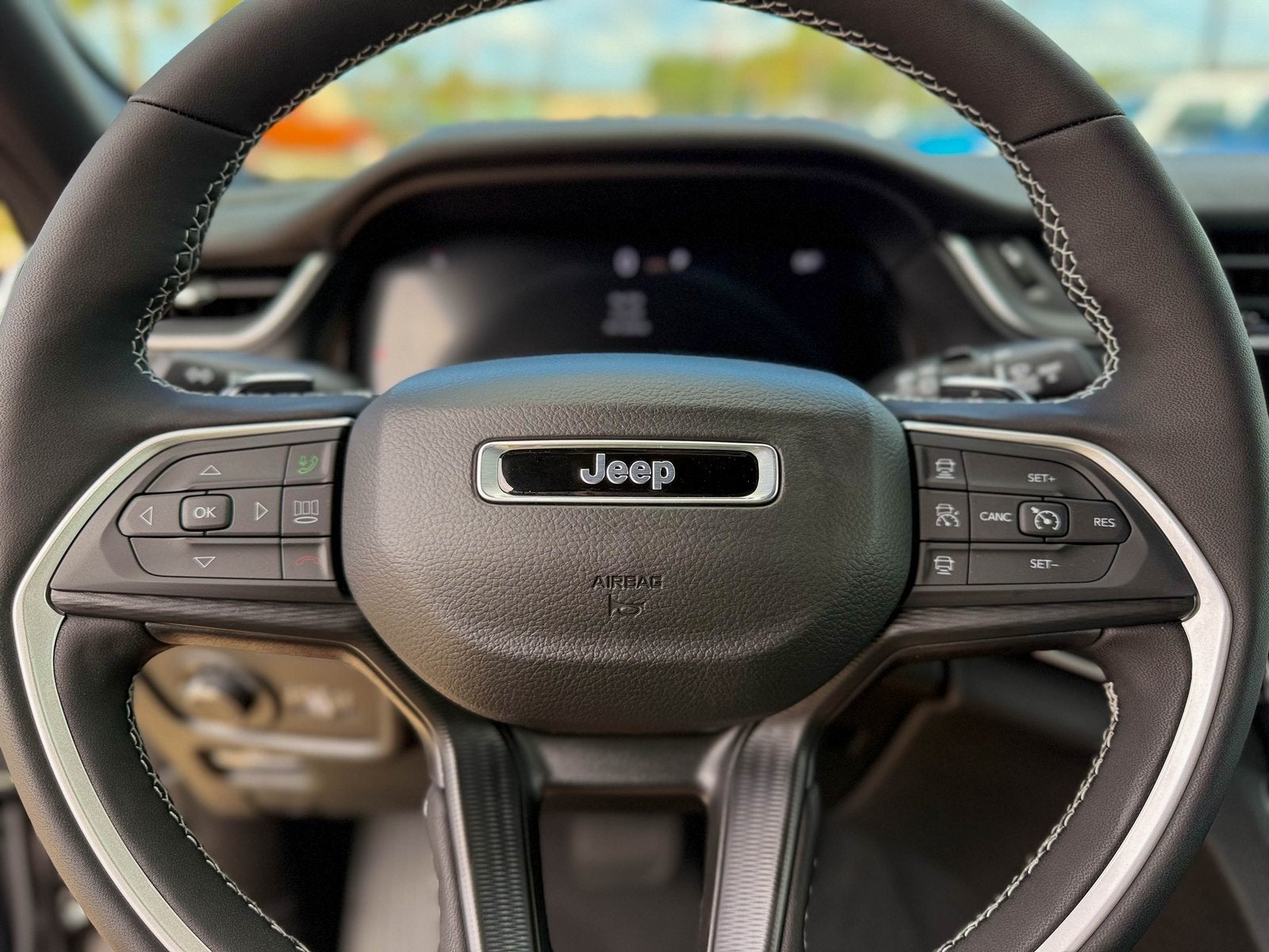 2025 Jeep Grand Cherokee GRAND CHEROKEE ALTITUDE X 4X2