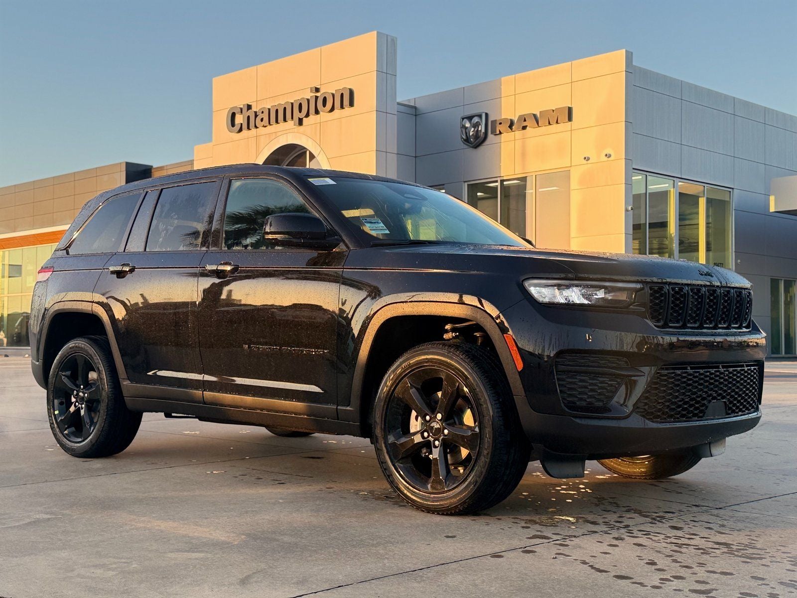 2025 Jeep Grand Cherokee GRAND CHEROKEE ALTITUDE 4X2