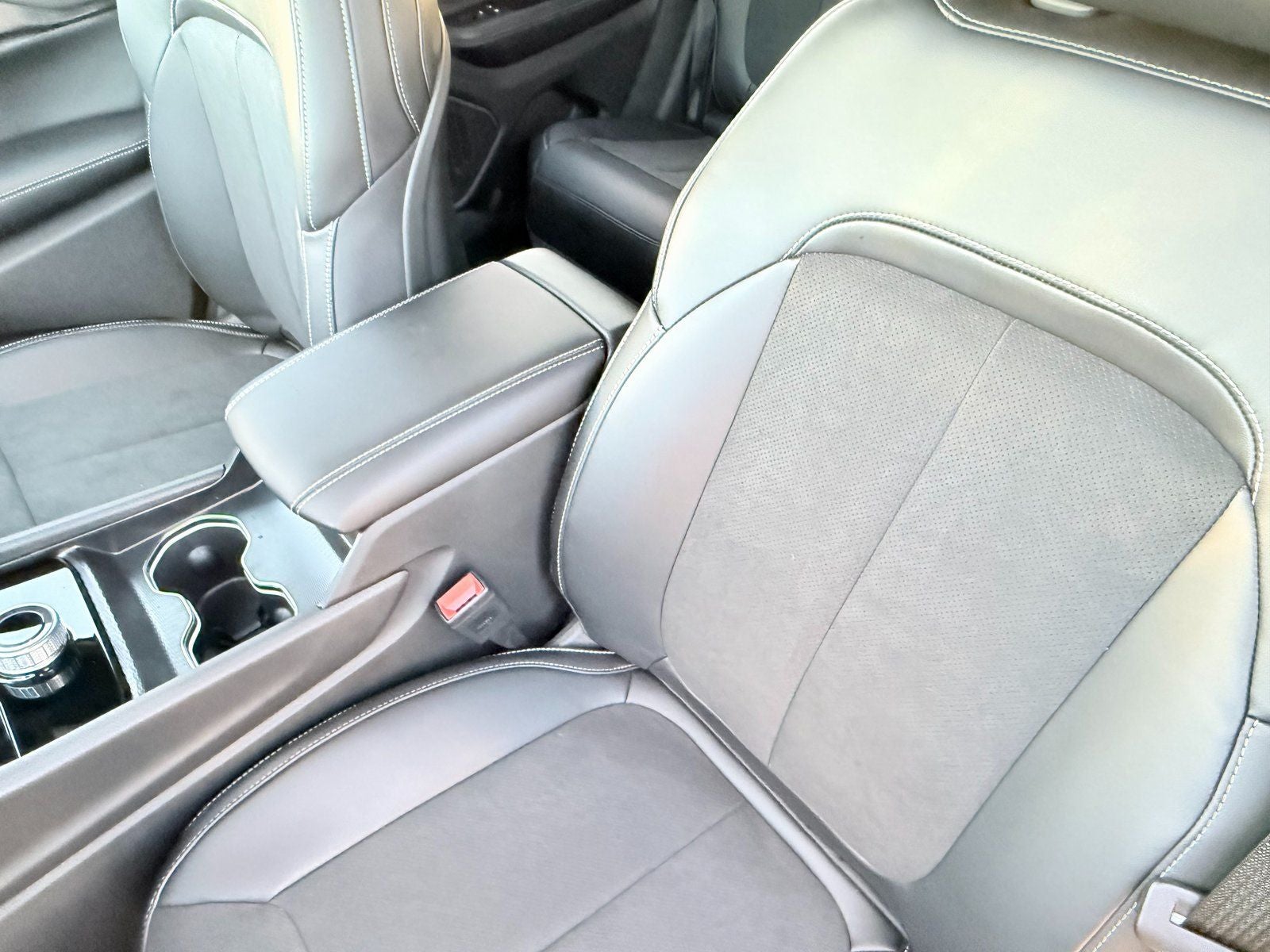 2025 Jeep Grand Cherokee GRAND CHEROKEE ALTITUDE 4X2