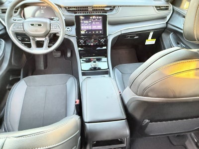 2025 Jeep Grand Cherokee GRAND CHEROKEE ALTITUDE 4X2