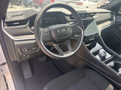 2026 Jeep Grand Cherokee GRAND CHEROKEE LAREDO X 4X2