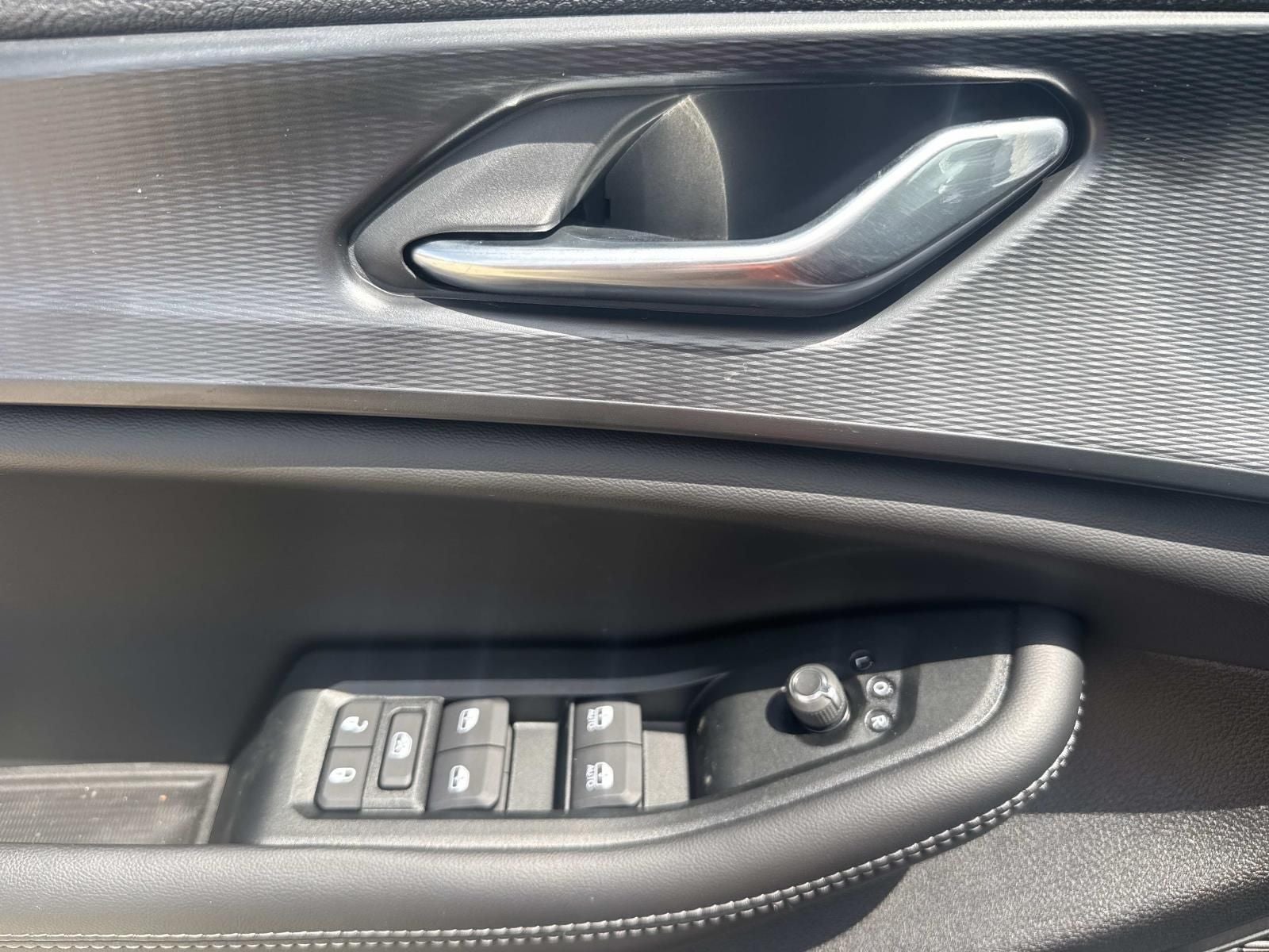 2026 Jeep Grand Cherokee GRAND CHEROKEE LAREDO X 4X2