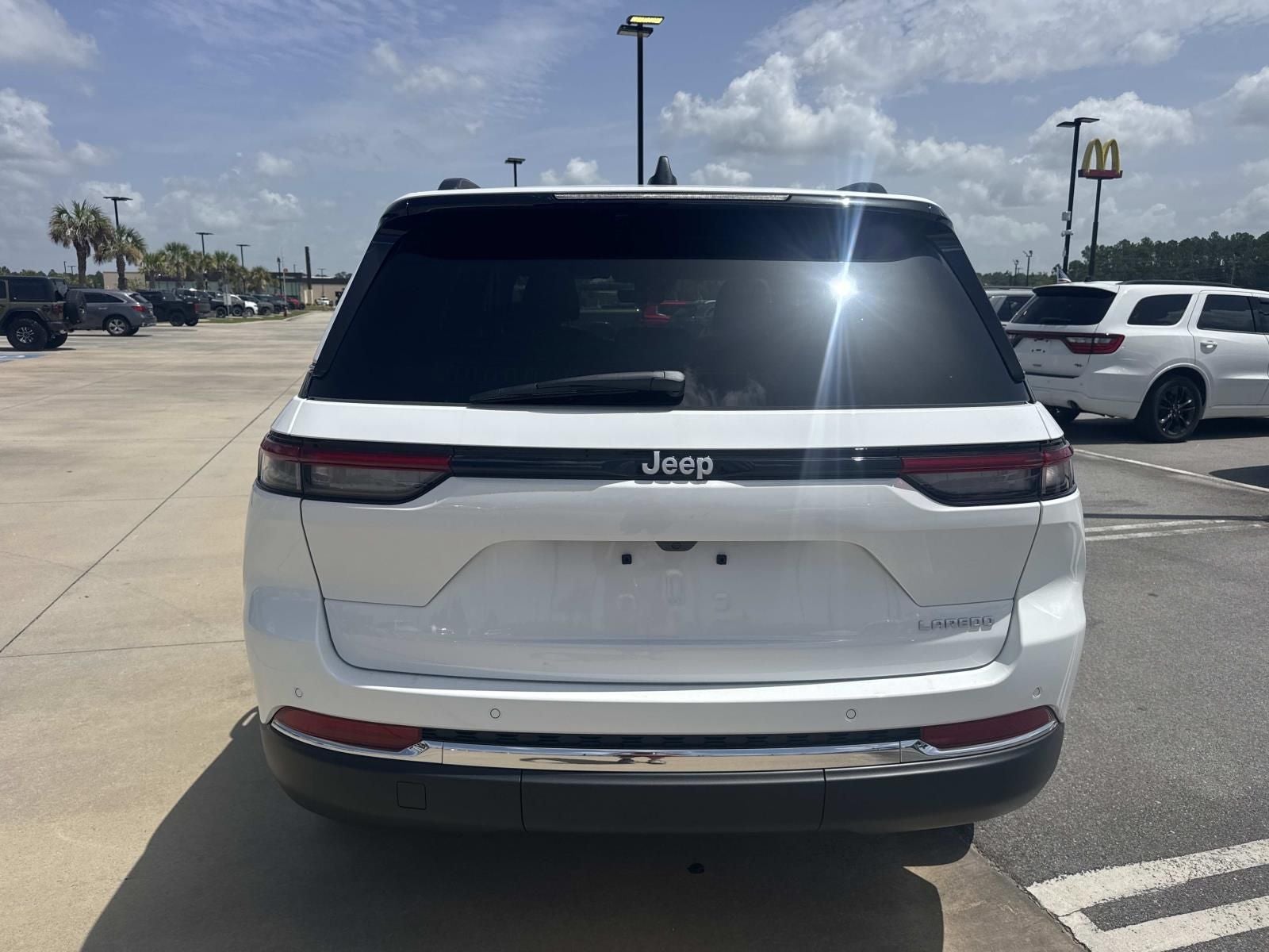 2026 Jeep Grand Cherokee GRAND CHEROKEE LAREDO X 4X2