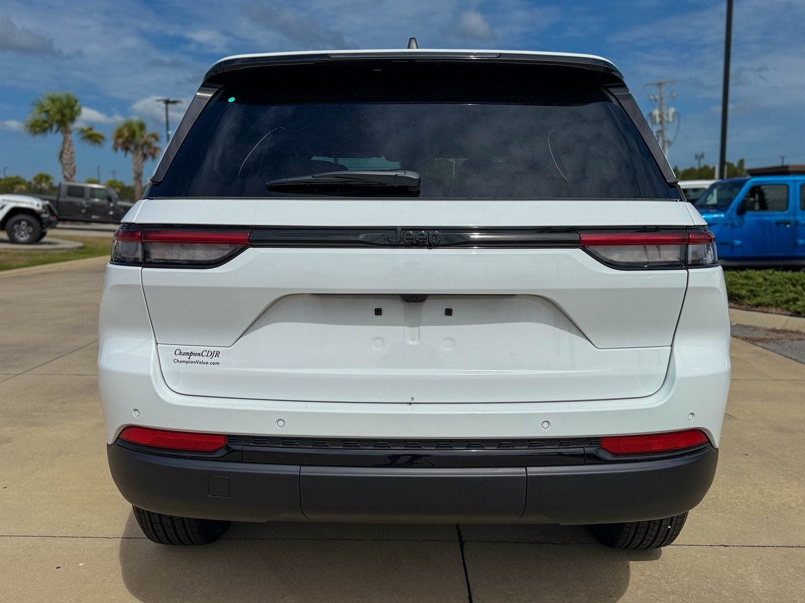 2025 Jeep Grand Cherokee GRAND CHEROKEE ALTITUDE X 4X2