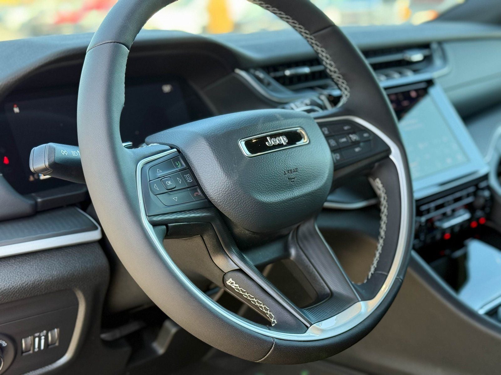 2025 Jeep Grand Cherokee GRAND CHEROKEE ALTITUDE X 4X2