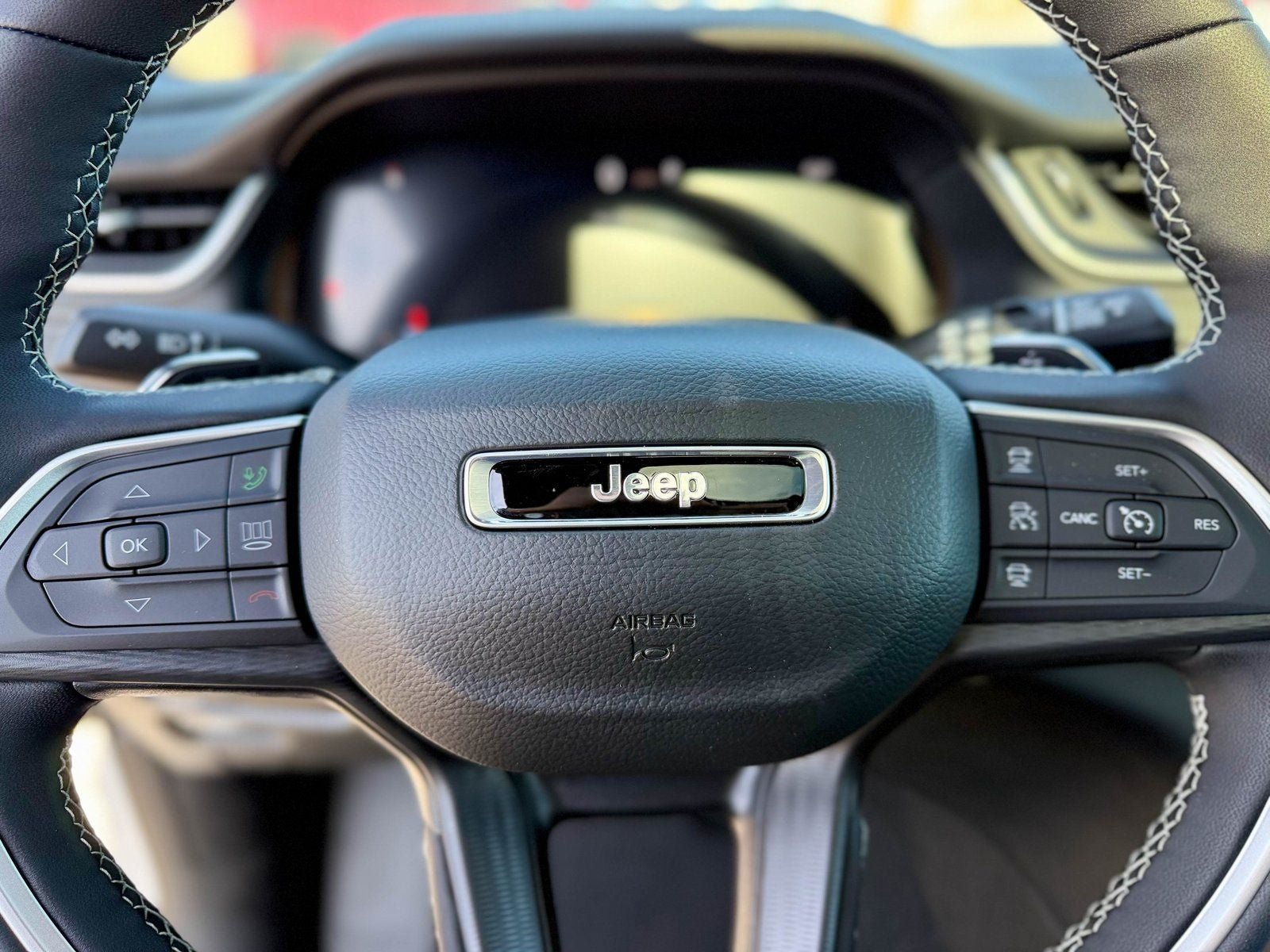 2025 Jeep Grand Cherokee GRAND CHEROKEE ALTITUDE X 4X2