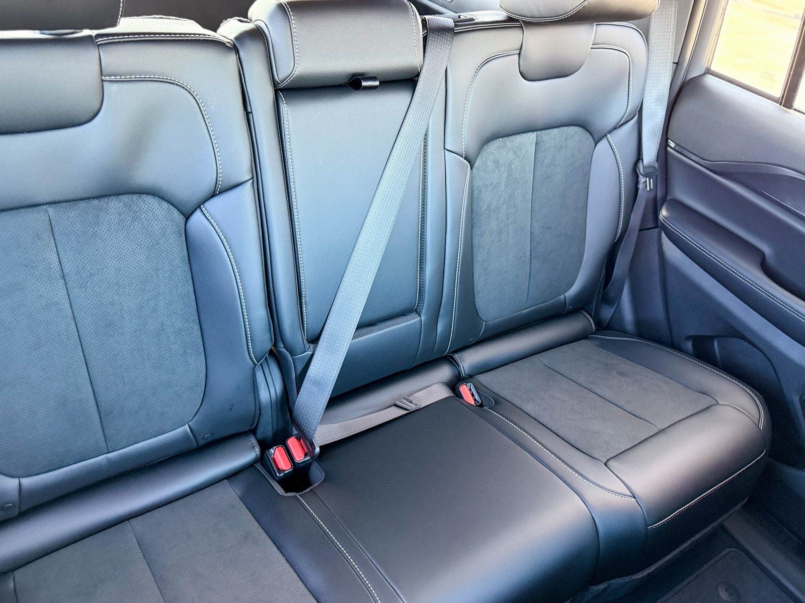 2025 Jeep Grand Cherokee GRAND CHEROKEE ALTITUDE X 4X2