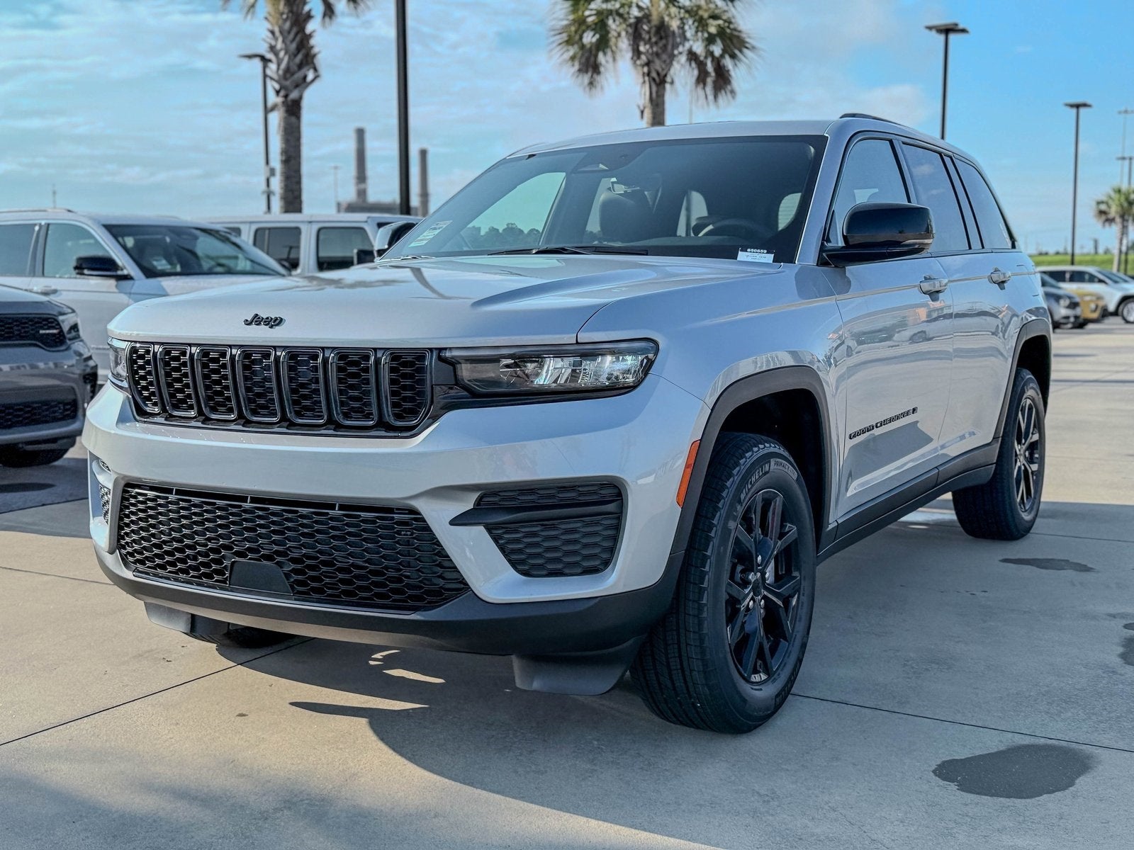 2025 Jeep Grand Cherokee GRAND CHEROKEE ALTITUDE X 4X2