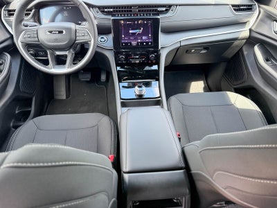 2025 Jeep Grand Cherokee GRAND CHEROKEE LAREDO X 4X2