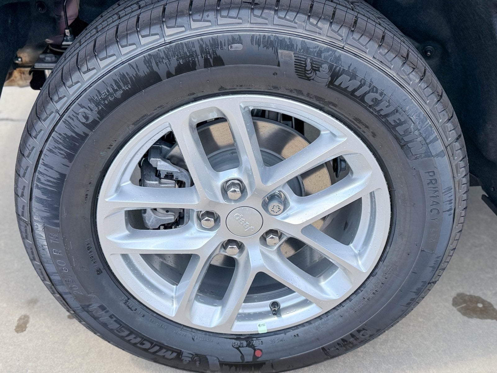 2025 Jeep Grand Cherokee GRAND CHEROKEE LAREDO X 4X2