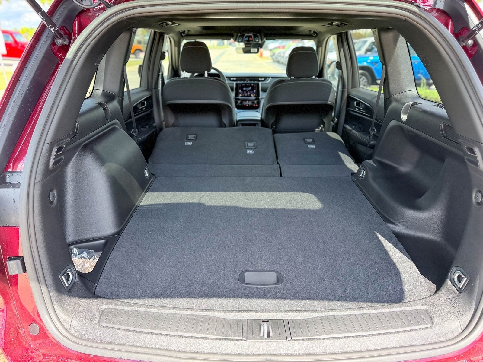 2025 Jeep Grand Cherokee GRAND CHEROKEE LAREDO X 4X2