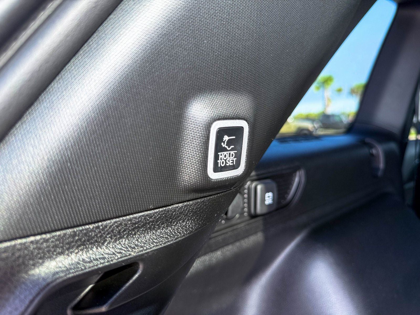 2025 Jeep Grand Cherokee GRAND CHEROKEE ALTITUDE X 4X2