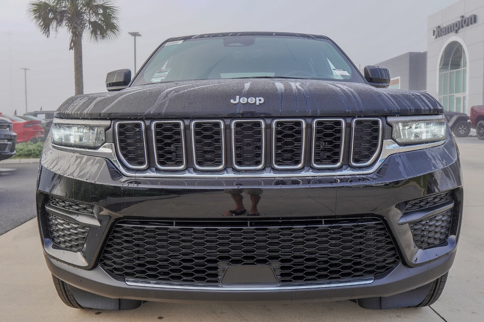 2025 Jeep Grand Cherokee GRAND CHEROKEE LAREDO X 4X2