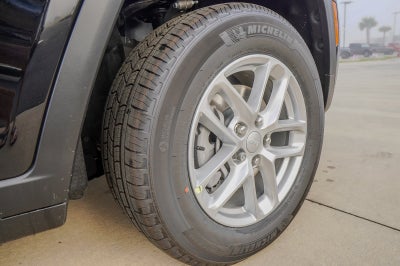 2025 Jeep Grand Cherokee GRAND CHEROKEE LAREDO X 4X2