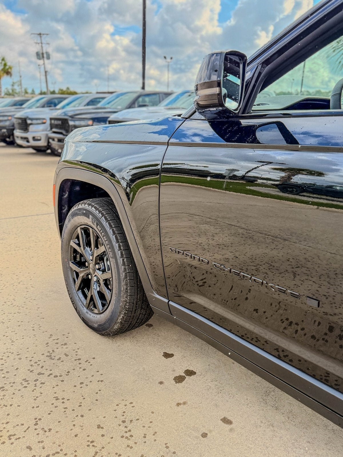 2025 Jeep Grand Cherokee GRAND CHEROKEE ALTITUDE X 4X2