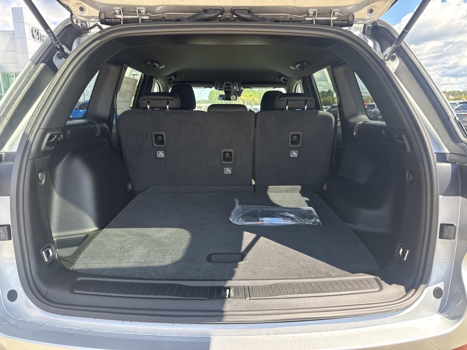 2026 Jeep Grand Cherokee GRAND CHEROKEE LAREDO 4X2