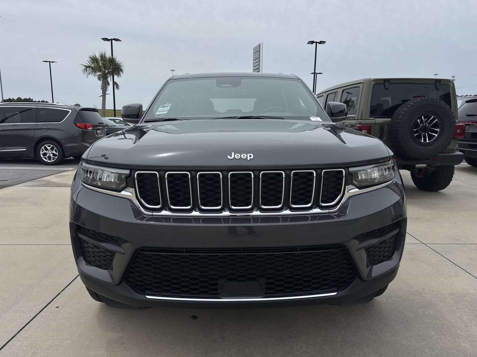 2026 Jeep Grand Cherokee GRAND CHEROKEE LAREDO 4X2