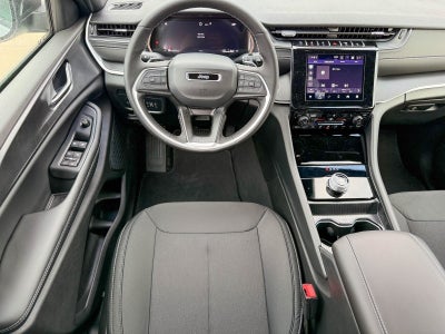 2025 Jeep Grand Cherokee GRAND CHEROKEE LAREDO X 4X2