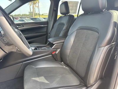 2026 Jeep Grand Cherokee GRAND CHEROKEE LAREDO ALTITUDE 4X2