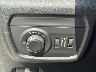 2026 Jeep Grand Cherokee GRAND CHEROKEE LAREDO ALTITUDE 4X2
