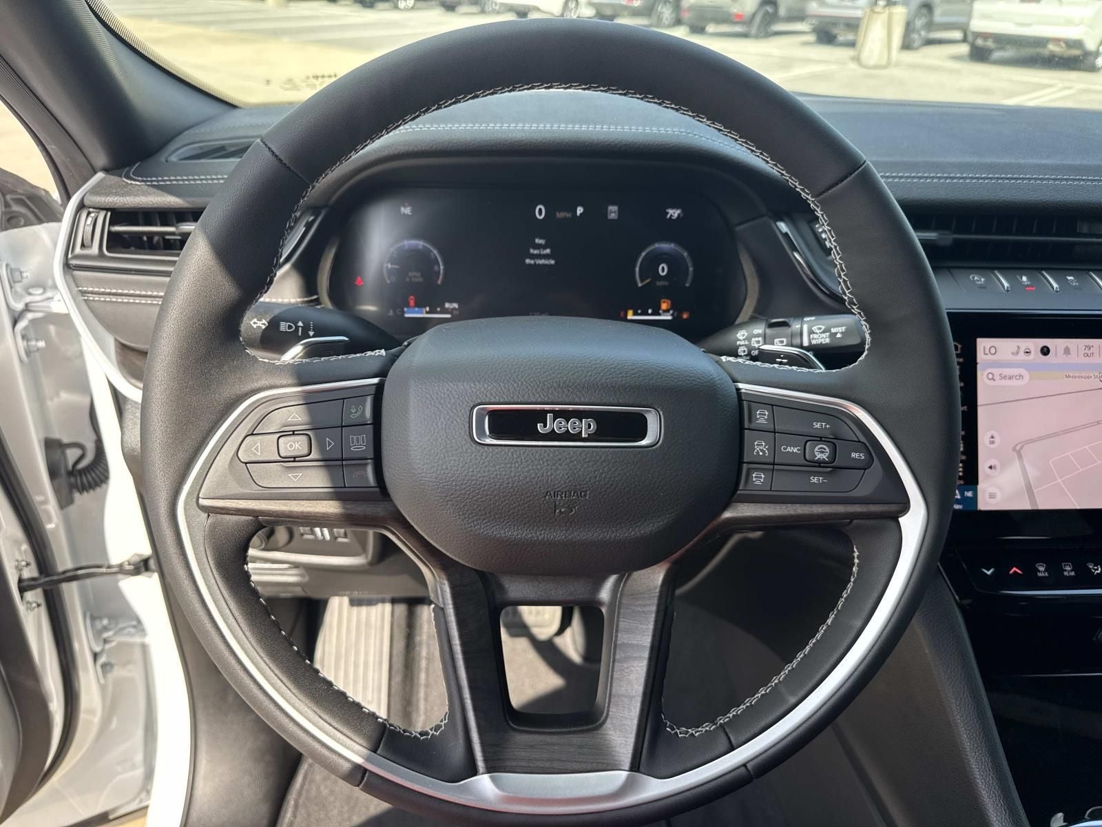 2026 Jeep Grand Cherokee GRAND CHEROKEE LAREDO ALTITUDE 4X2