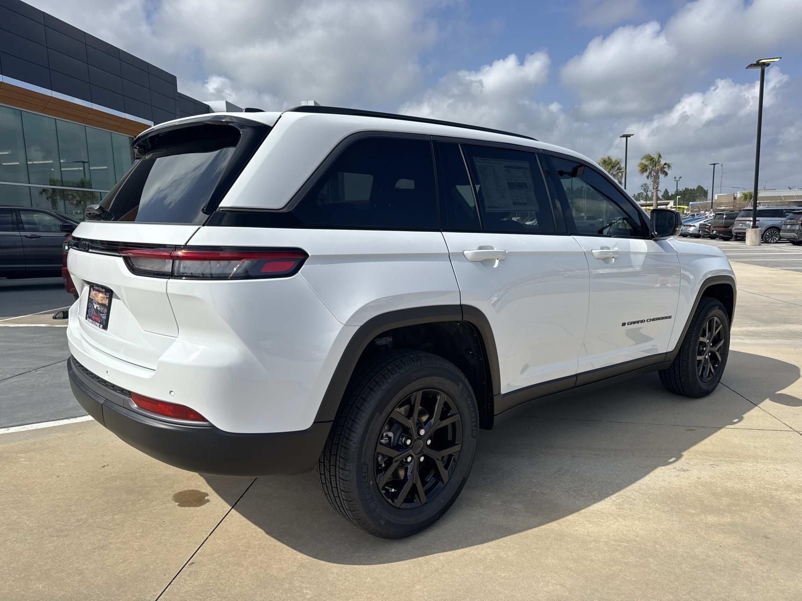 2026 Jeep Grand Cherokee GRAND CHEROKEE LAREDO ALTITUDE 4X2