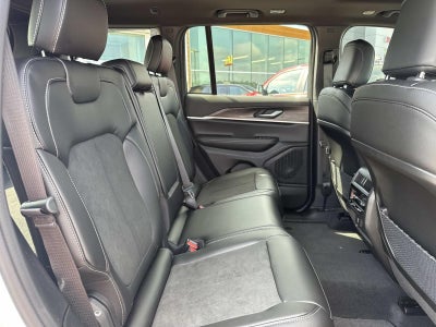 2026 Jeep Grand Cherokee GRAND CHEROKEE LAREDO ALTITUDE 4X2