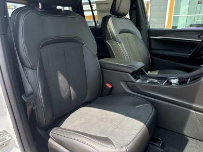 2026 Jeep Grand Cherokee GRAND CHEROKEE LAREDO ALTITUDE 4X2