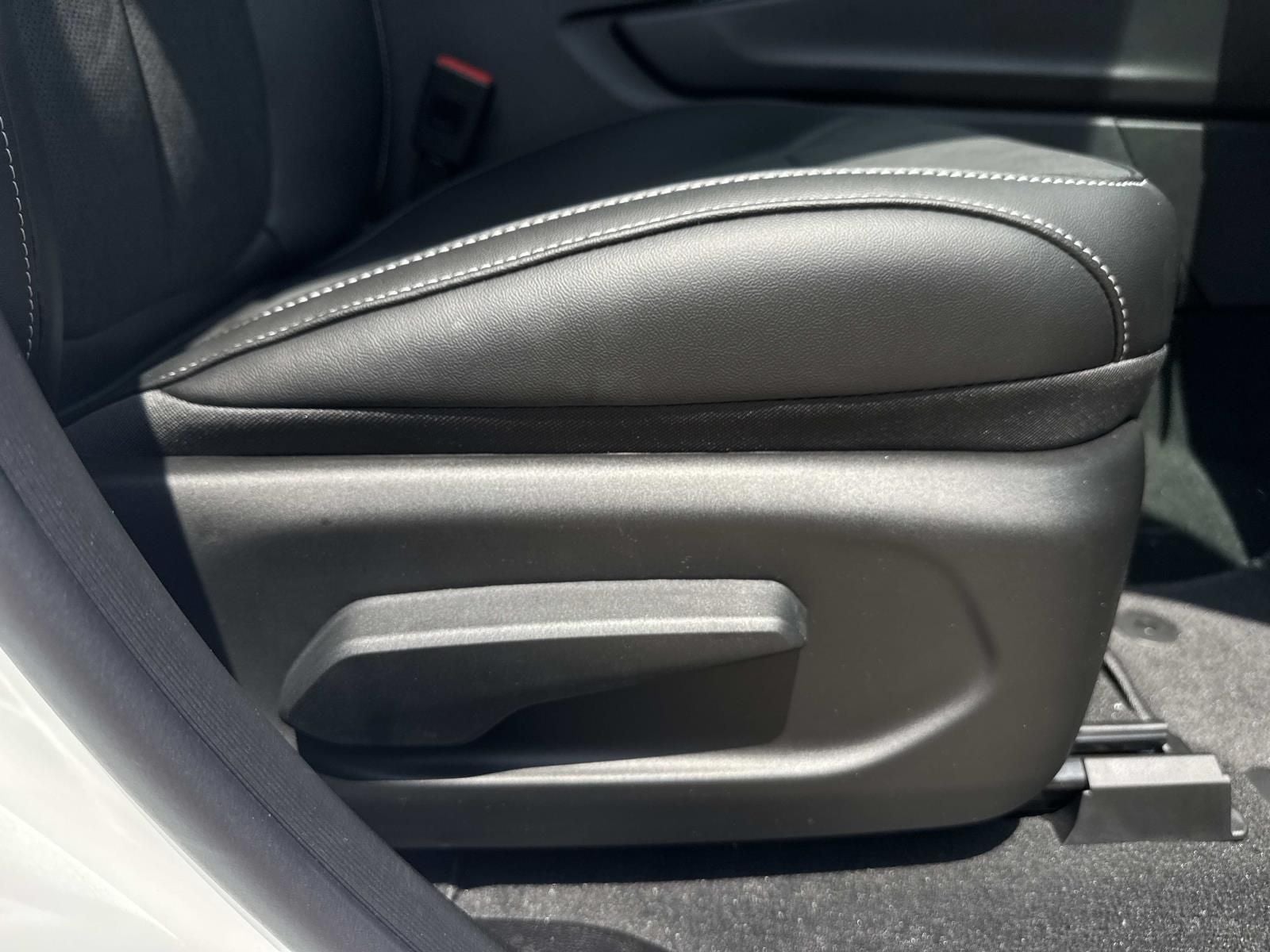 2026 Jeep Grand Cherokee GRAND CHEROKEE LAREDO ALTITUDE 4X2