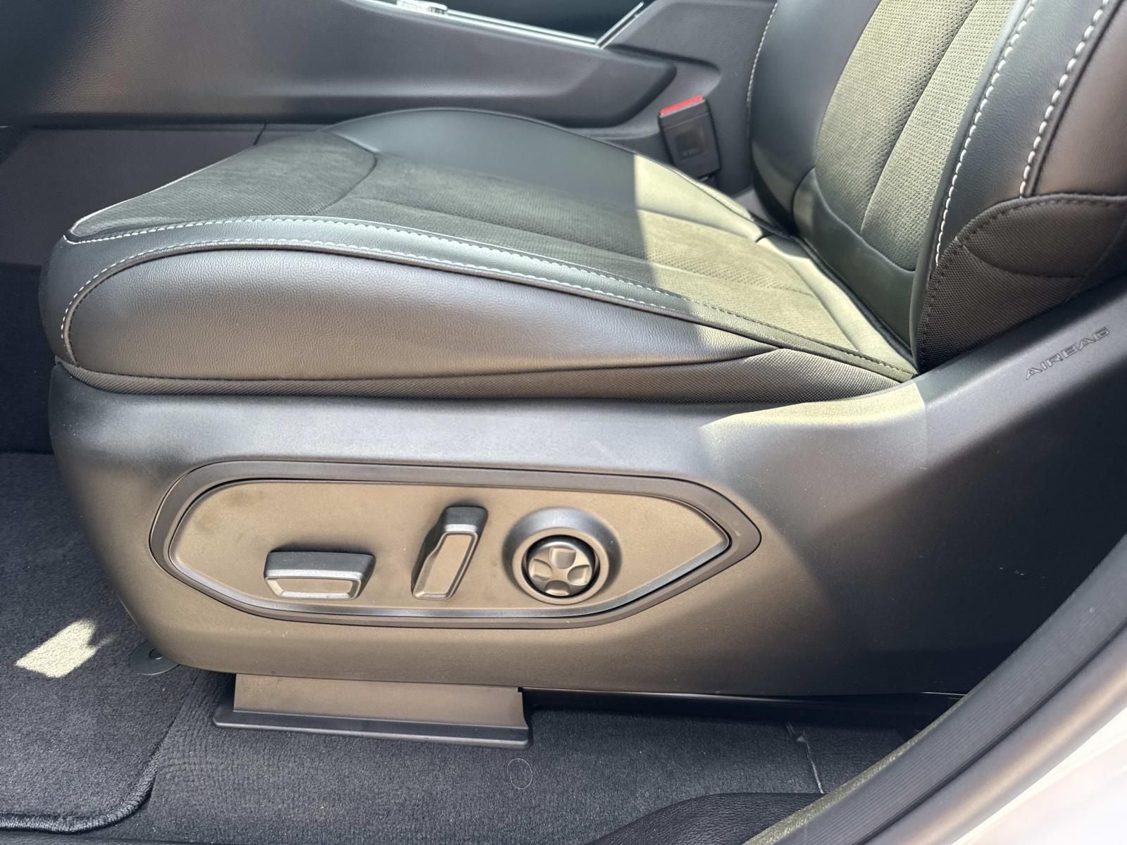2026 Jeep Grand Cherokee GRAND CHEROKEE LAREDO ALTITUDE 4X2