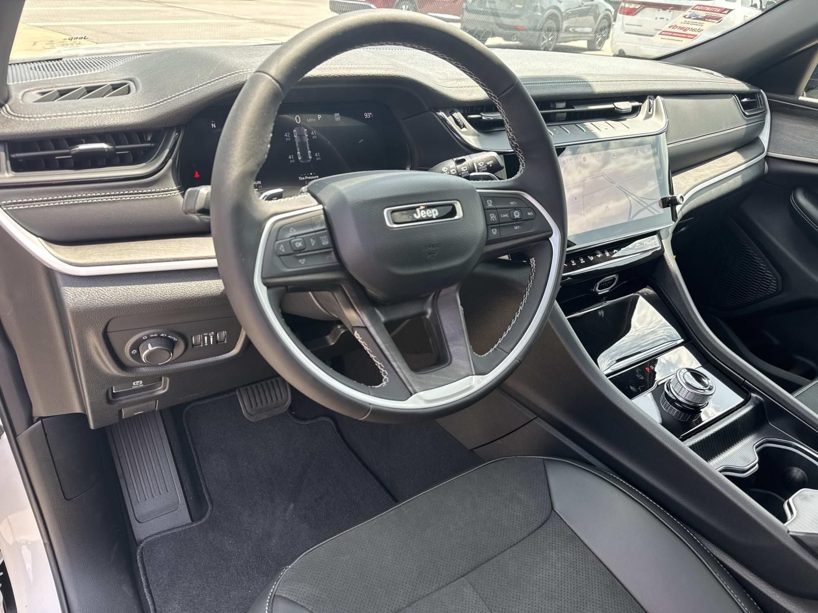 2026 Jeep Grand Cherokee GRAND CHEROKEE LAREDO ALTITUDE 4X2