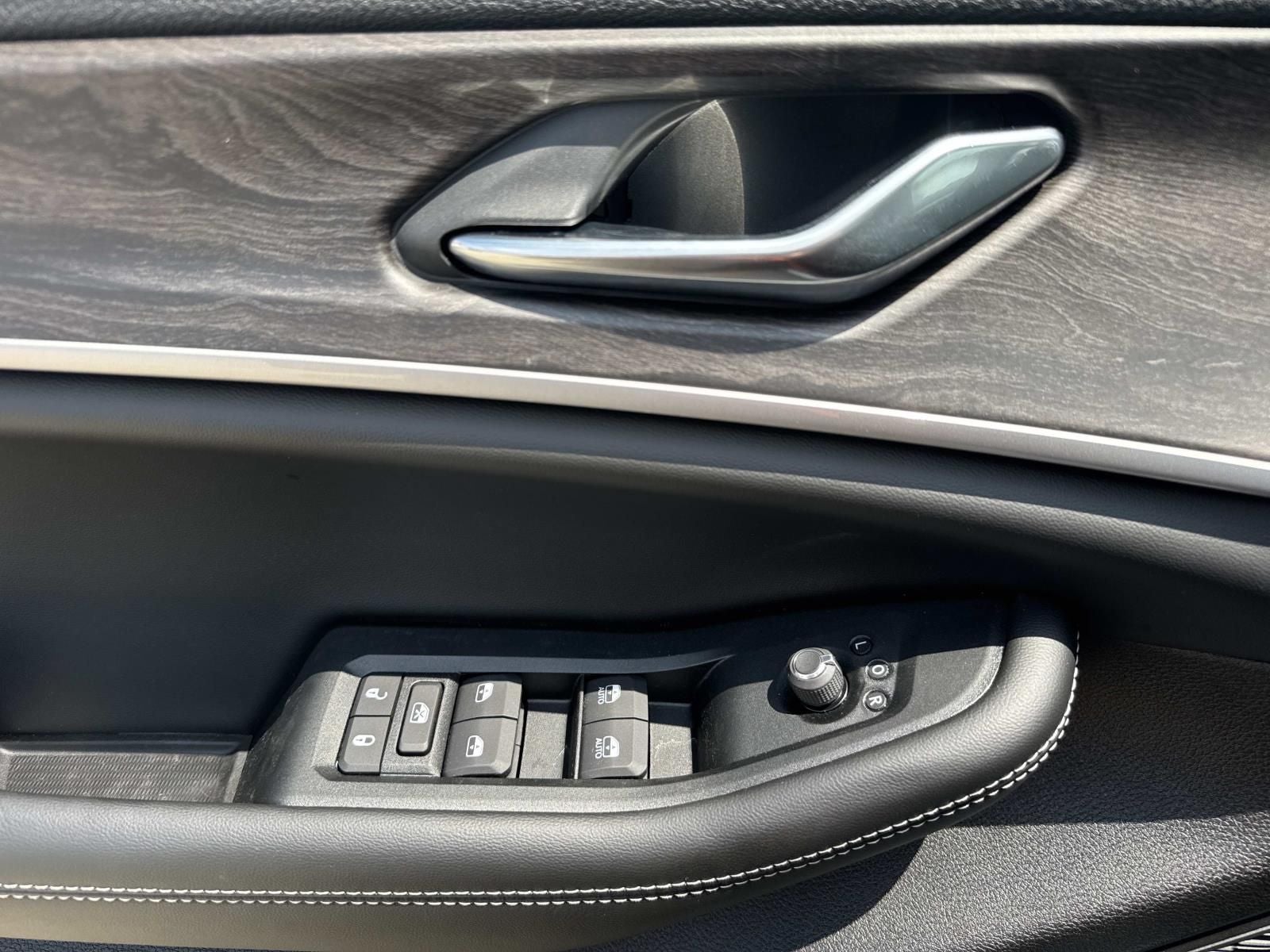 2026 Jeep Grand Cherokee GRAND CHEROKEE LAREDO ALTITUDE 4X2