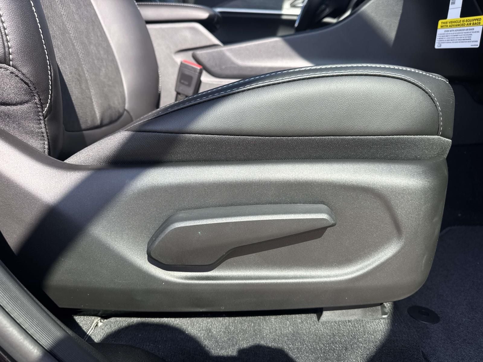 2026 Jeep Grand Cherokee GRAND CHEROKEE LAREDO ALTITUDE 4X2
