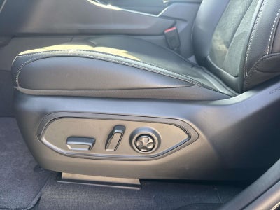 2026 Jeep Grand Cherokee GRAND CHEROKEE LAREDO ALTITUDE 4X2
