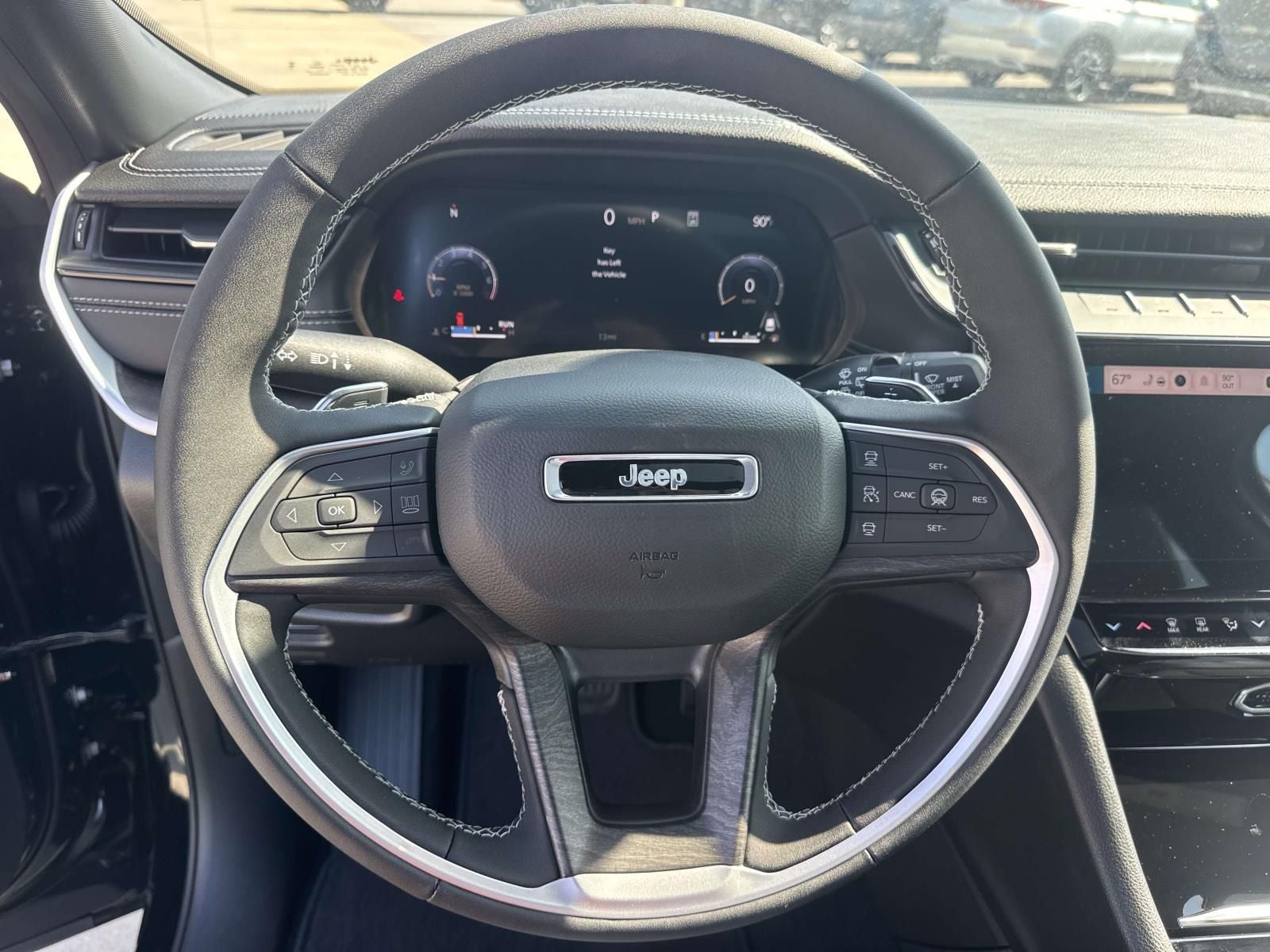 2026 Jeep Grand Cherokee GRAND CHEROKEE LAREDO ALTITUDE 4X2